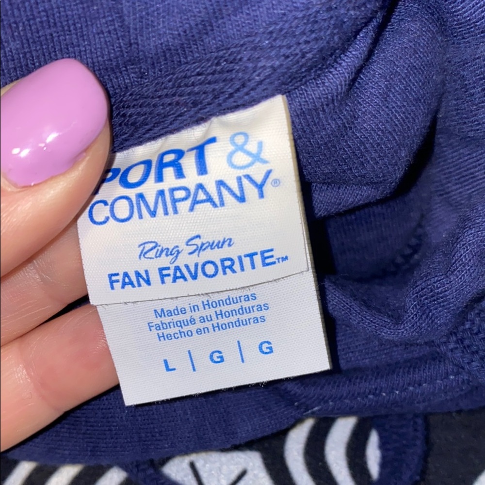 Port & Company “Hockey Mom” Starbucks Graphic Hoodie Size Large - Picture 8 of 9